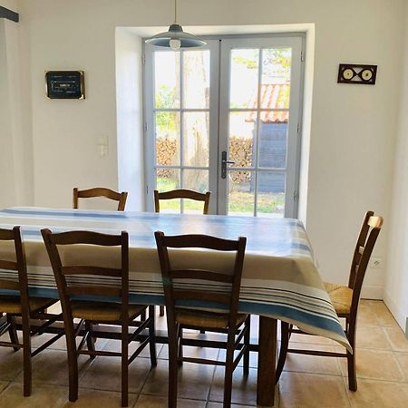 Maison Renovee Pres Plage, 6 Couchages, Terrasse, Bbq, Parking, Internet Inclus - Fr-1-224B-588 Ноармутие-ан-л'Ил Екстериор снимка